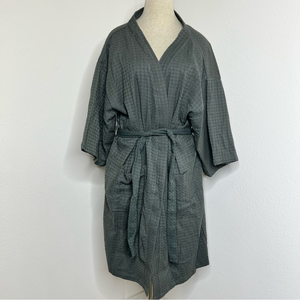 🔹 Bathen Waffle Weave Robe